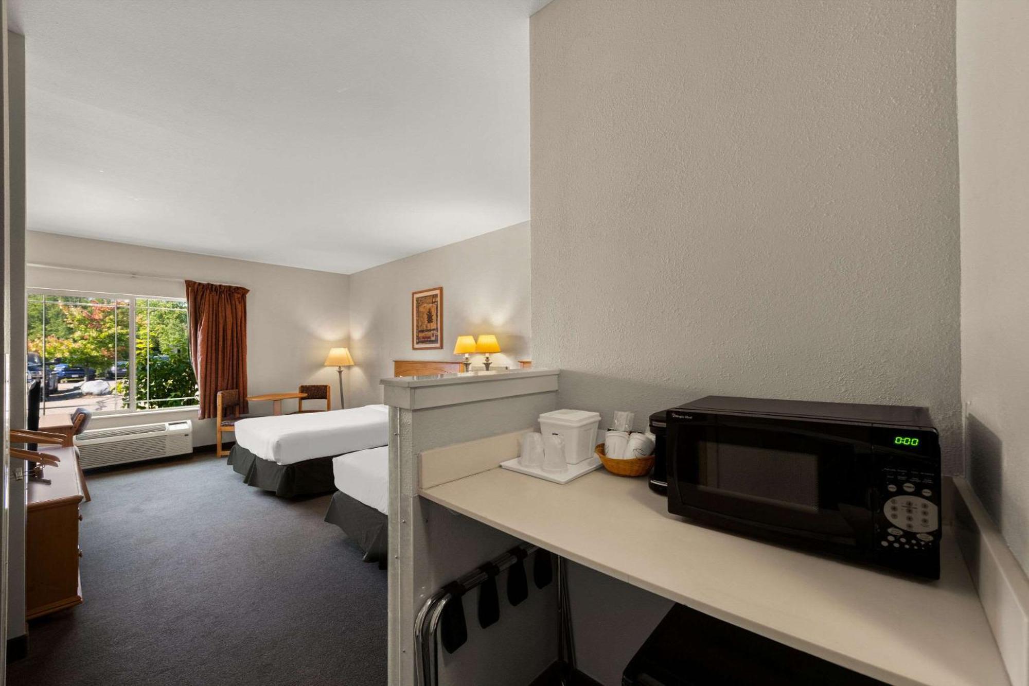 Rodeway Inn & Suites Tomahawk Exteriér fotografie